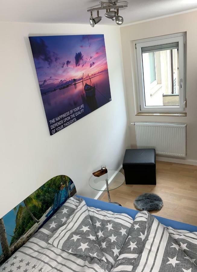 Schoenes Apartment Terrasse 2P. Stadtnah Wuerzburg Wlan Luaran gambar